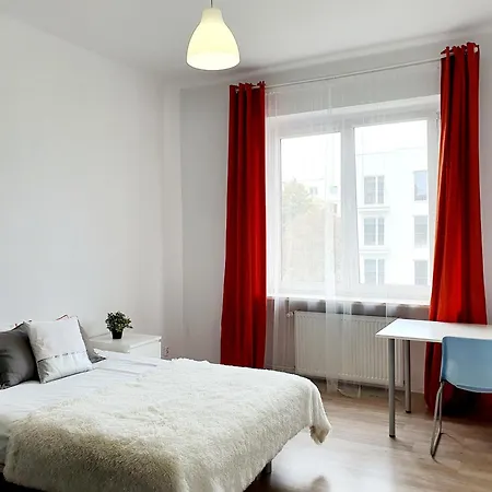 W Centrum Gdyni Swietojanska Homestay Gdynia